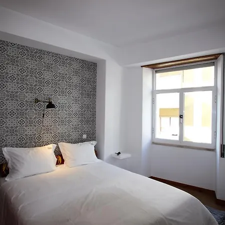 Bn Ghouse 3* Лісабон